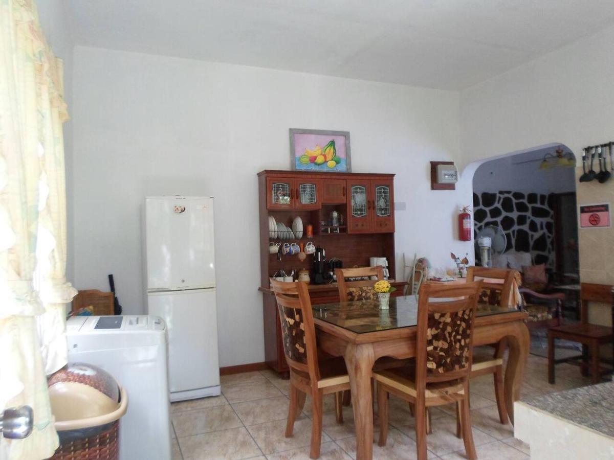 Gigi'S Self Catering Apartment Port Glaud 외부 사진
