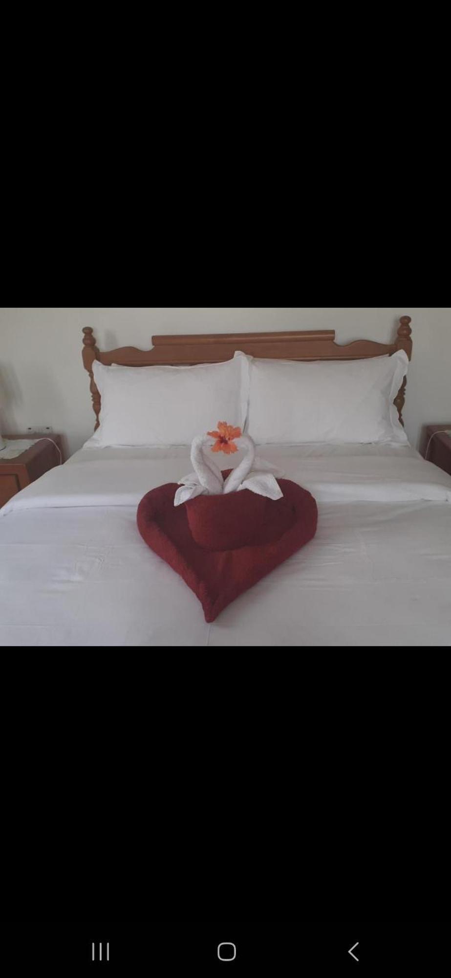 Gigi'S Self Catering Apartment Port Glaud 객실 사진