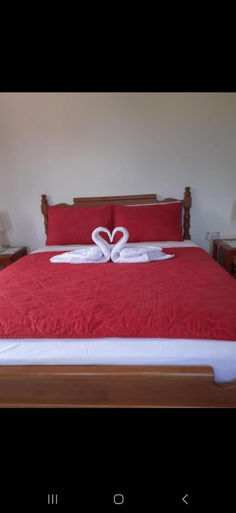 Gigi'S Self Catering Apartment Port Glaud 객실 사진